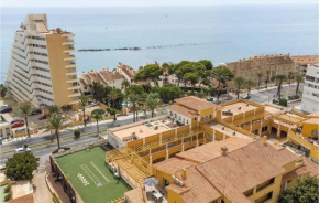 Lovely Apartment In Benalmádena Costa With Wifi